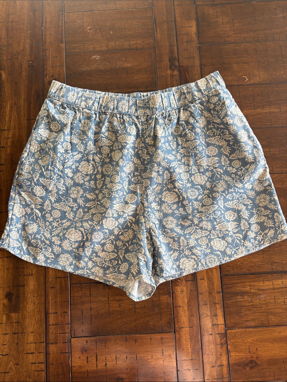 Universal Thread Floral Linen Blend Shorts - Size M - Clean Beauty, Cottagecore